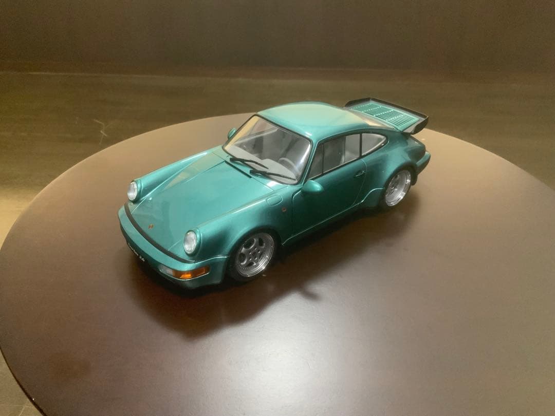 Solido ソリドPorsche 911 Turbo ミニカー 1/18