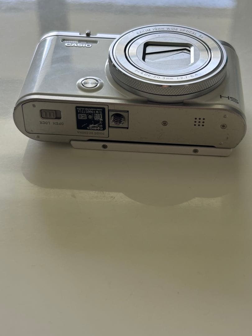 CASIO HS EX-ZR4000コンパクトデジタルカメラ