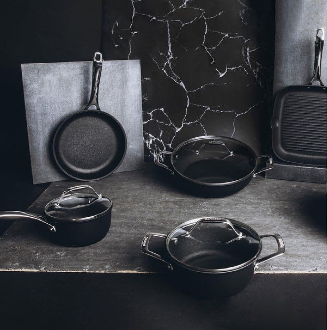 新品 Barazzoni 両手鍋 black Titian pro 20cm