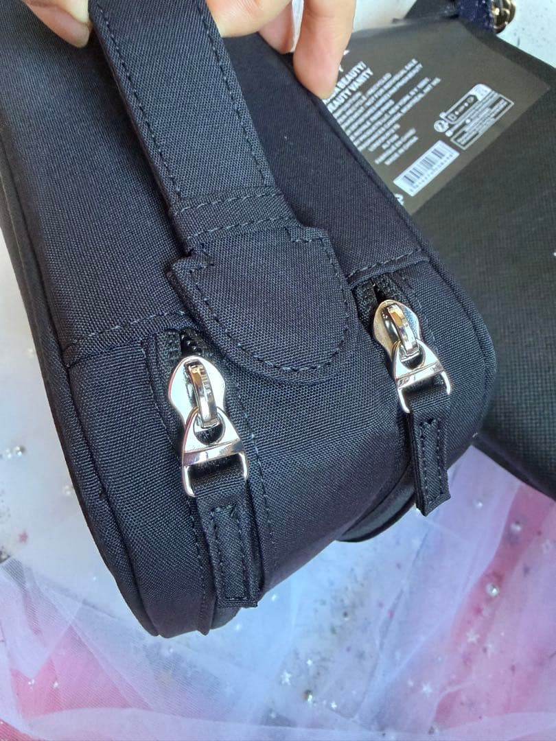 PRADA ブラックポーチ メイクボックスミラー付 2段 ノベルティ