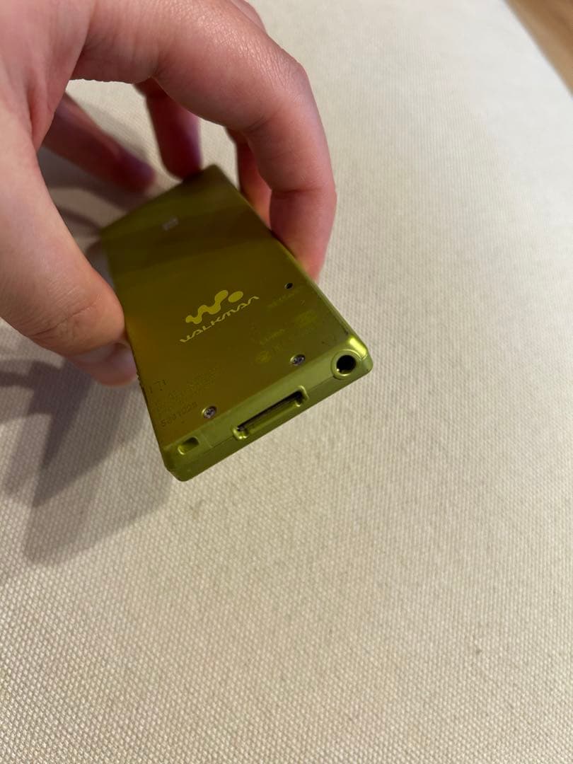 SONY WALKMAN グリーン