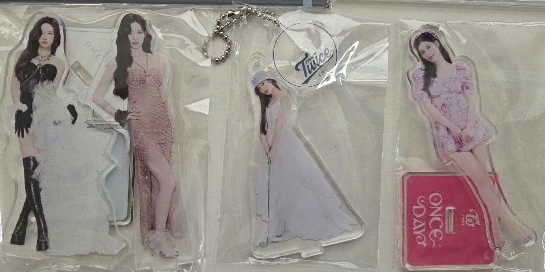 ワ*コ様 twice サナ　アクスタ