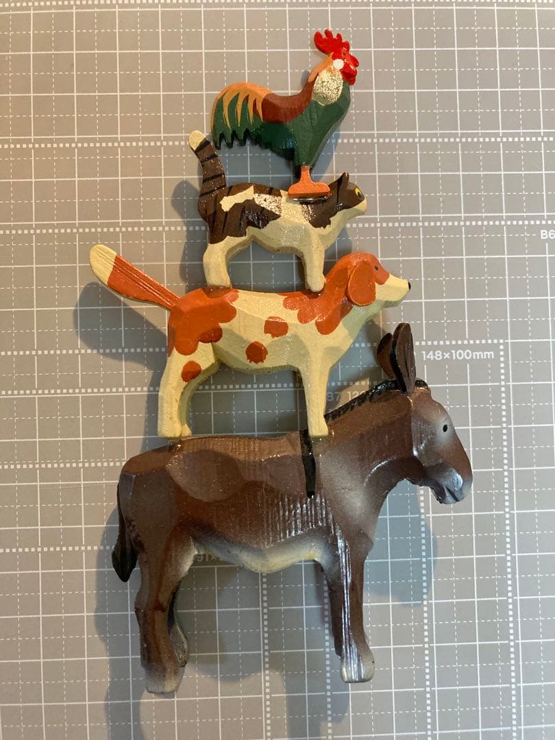 ブレーメンの音楽隊　木工細工　置物　オブジェ　ドイツ　ザイフェン　クリスマス