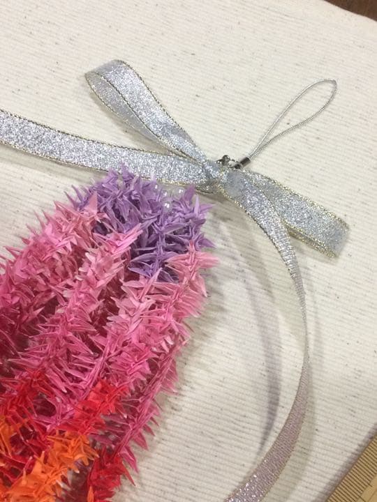 しあわせを届けるミニミニ千羽鶴