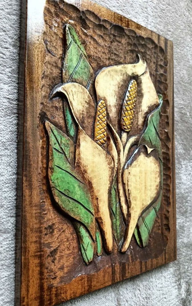 木製彫刻 水芭蕉のデザイン　レリーフ