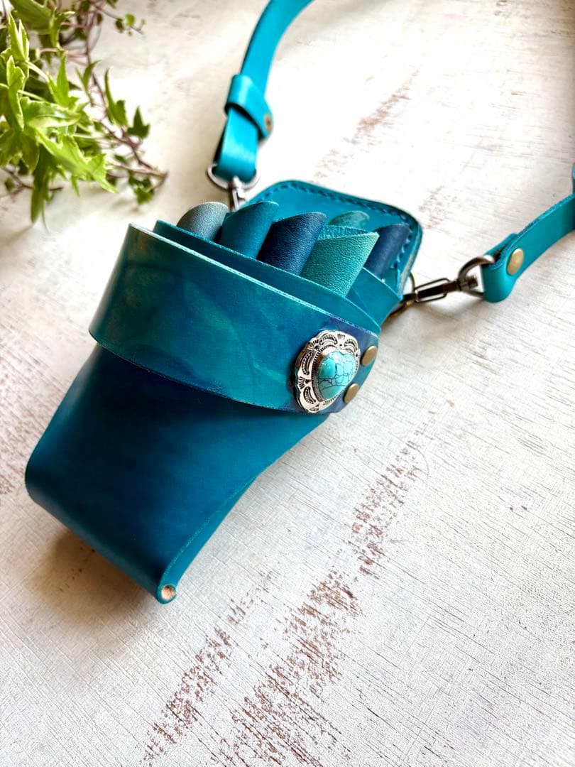 手染めターコイズのシザーケース