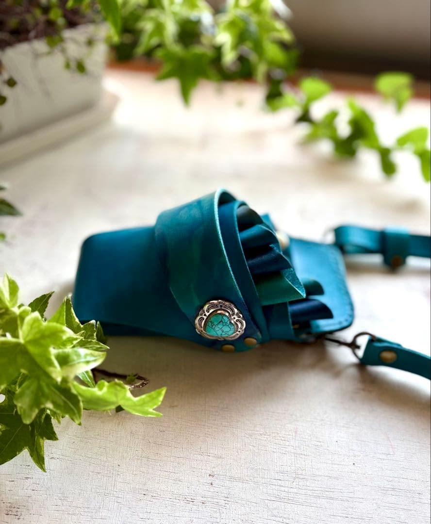 手染めターコイズのシザーケース
