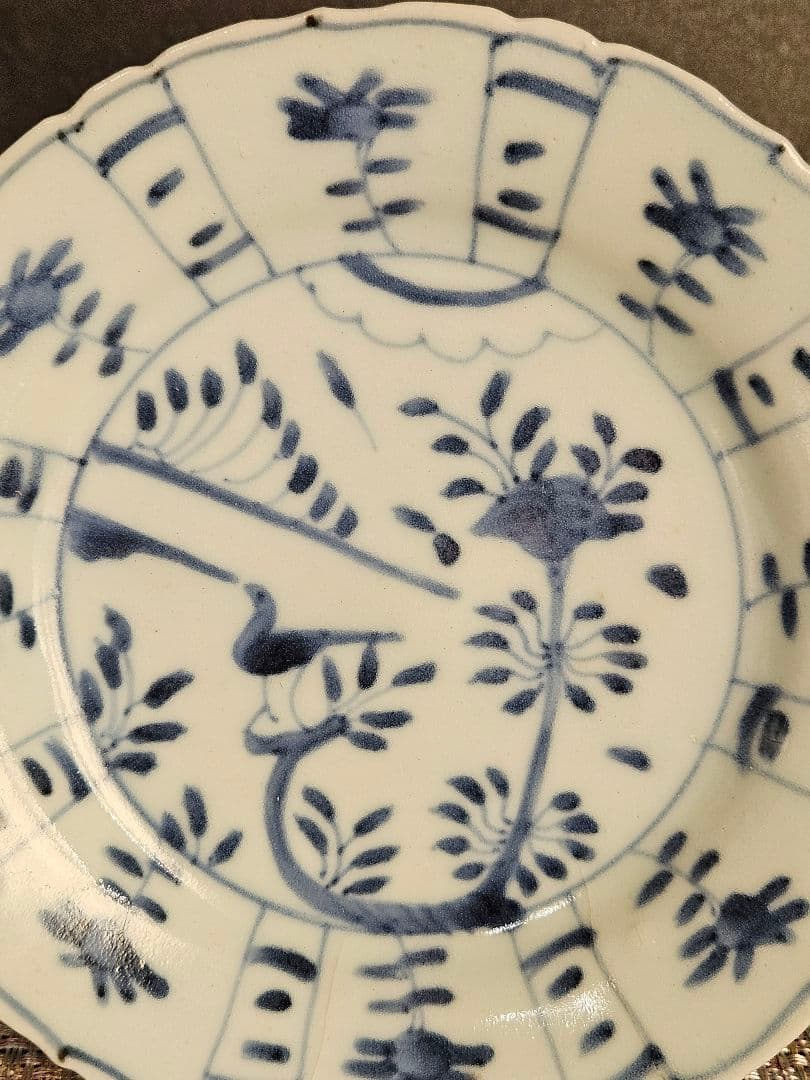 【専用ページ】【本物保証❗】江戸前期　 初期伊万里　芙蓉手花鳥図輪花皿 14.8