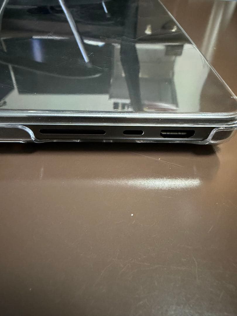 Apple MacBook Pro 14インチ M3 Pro保護ケース付