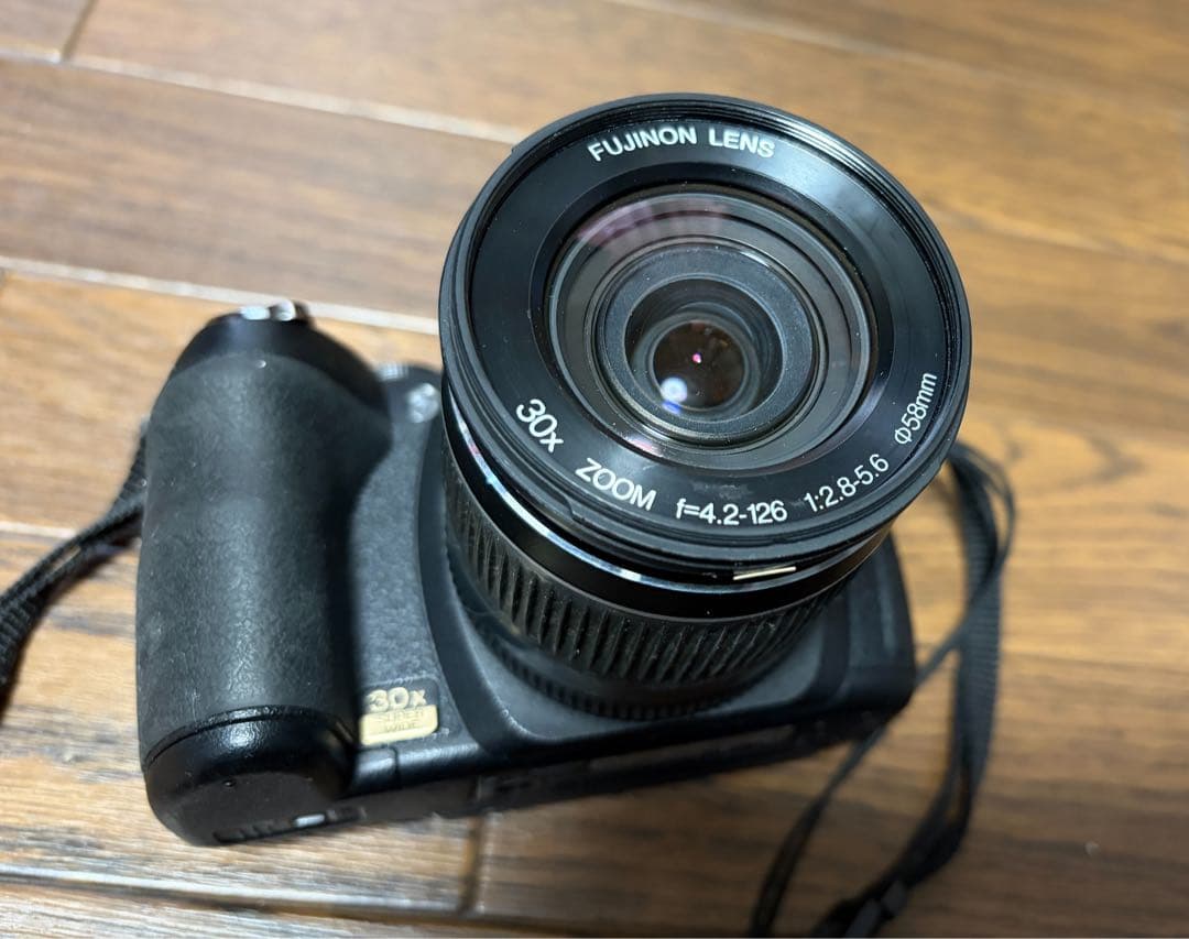 FUJIFILM FinePix HS10 デジタルカメラ 30倍ズーム