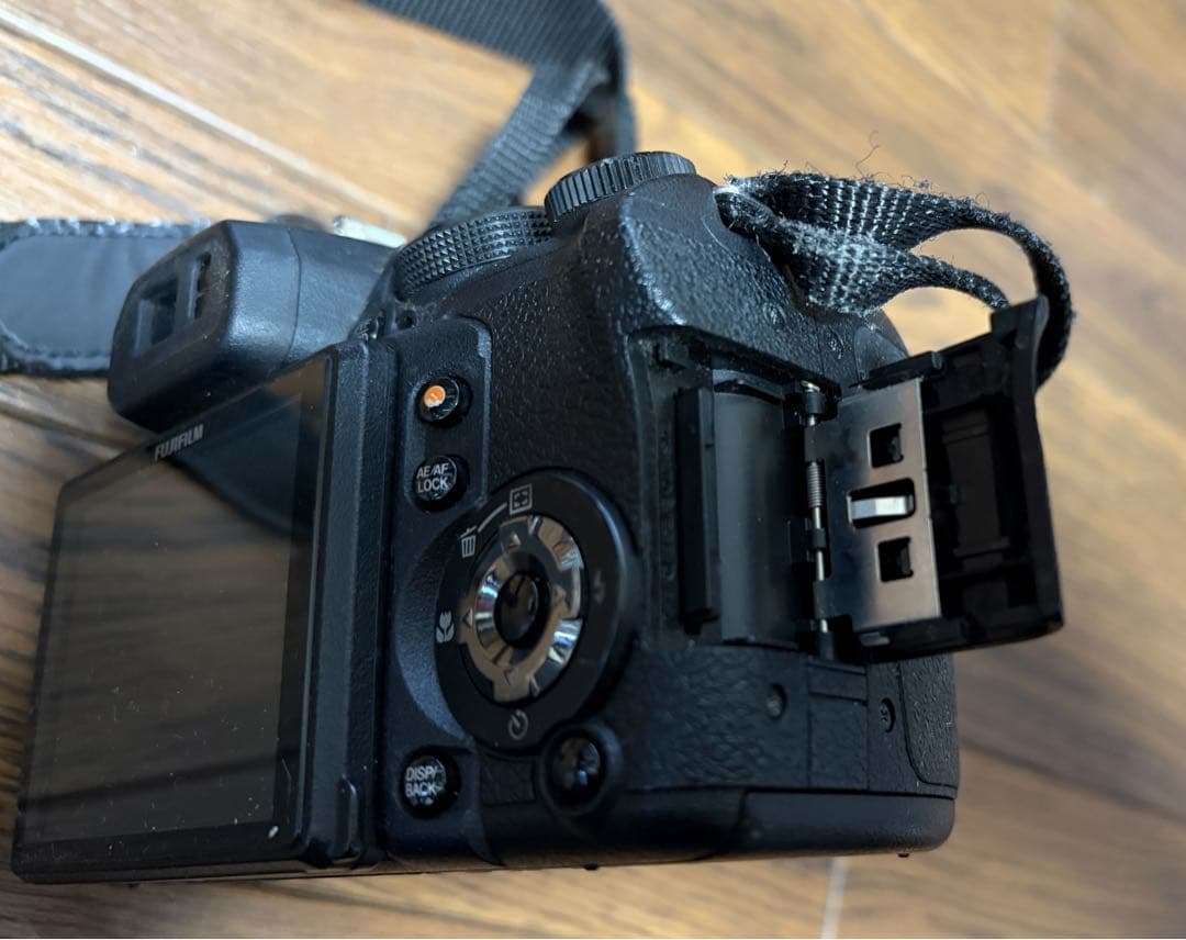 FUJIFILM FinePix HS10 デジタルカメラ 30倍ズーム