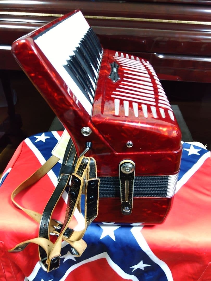 【動作品大幅なメンテ完了品】YAMAHA YA-21アコーディオン