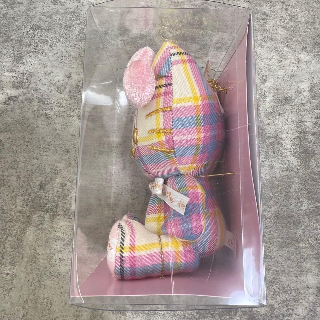 ハローキティ　キティ　50周年　ドレスタータン　マスコット