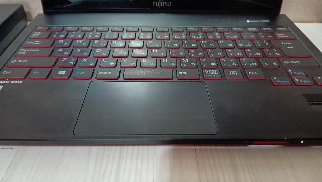 Fujitsu Lifebook SH90/P 4世代i5