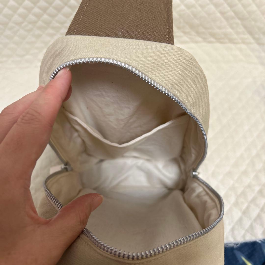 ミナペルホネン　ハンドメイド　BOXタイプボディバッグ　タンバリンベージュ