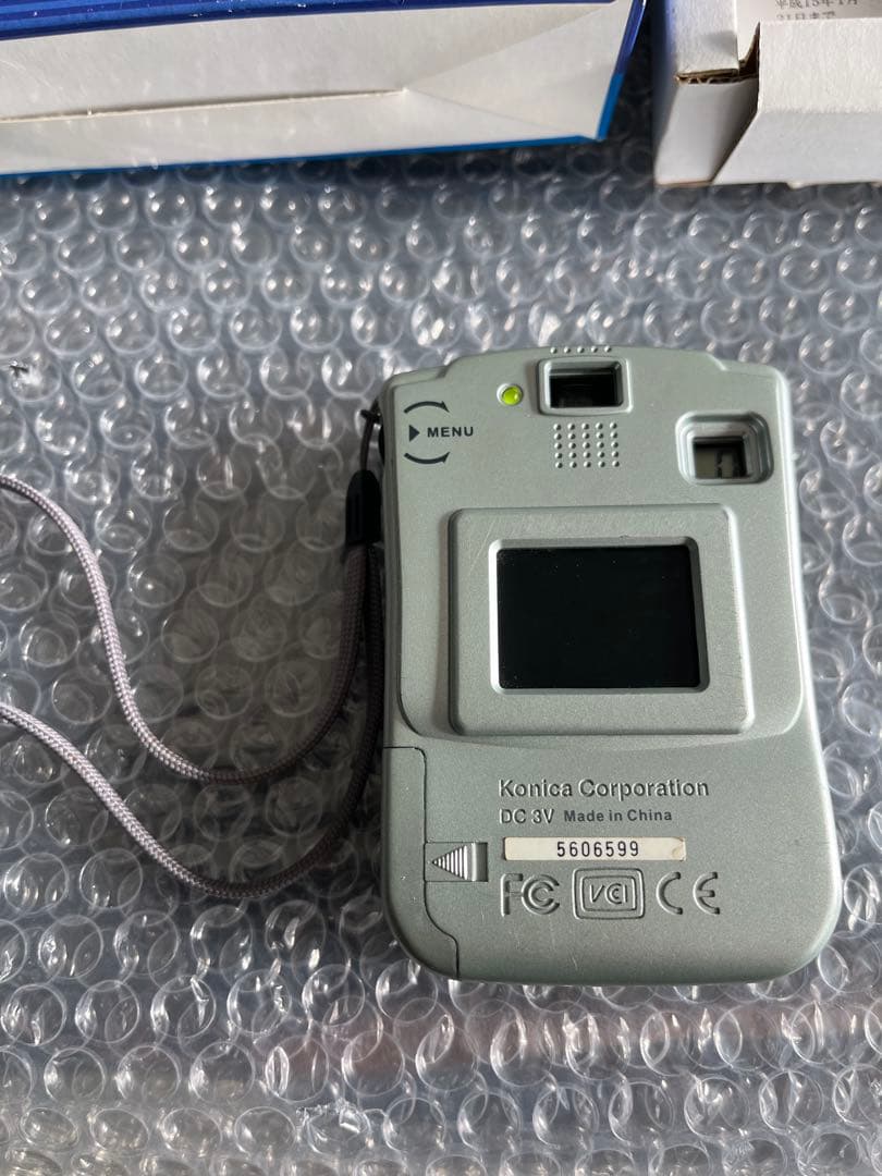 Konica コンパクトサイズデジタルカメラ e-mini D 中古品