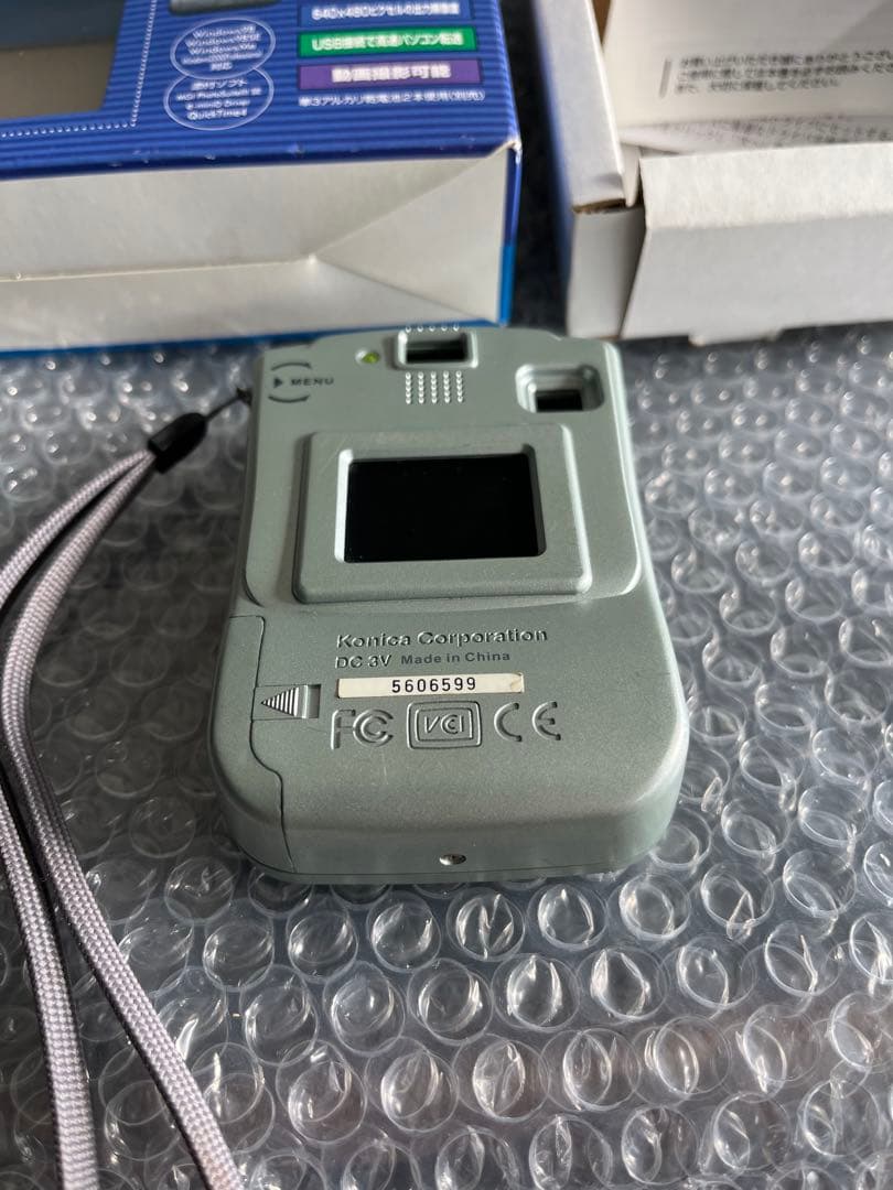 Konica コンパクトサイズデジタルカメラ e-mini D 中古品