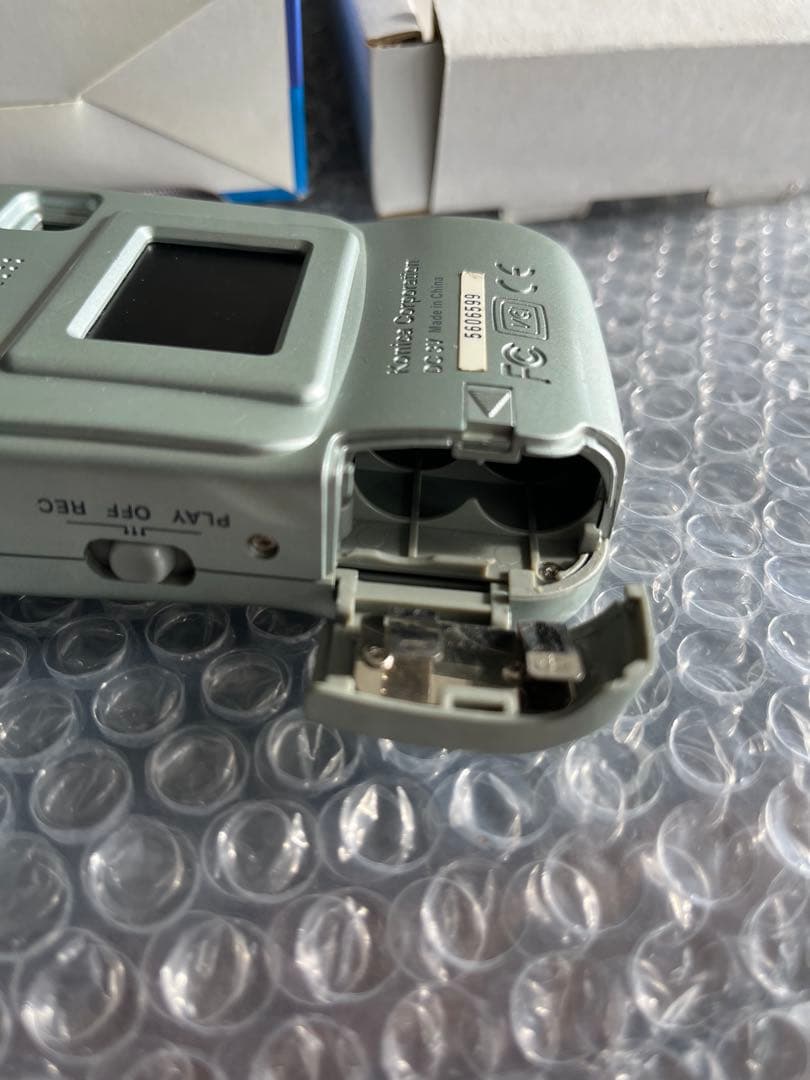 Konica コンパクトサイズデジタルカメラ e-mini D 中古品