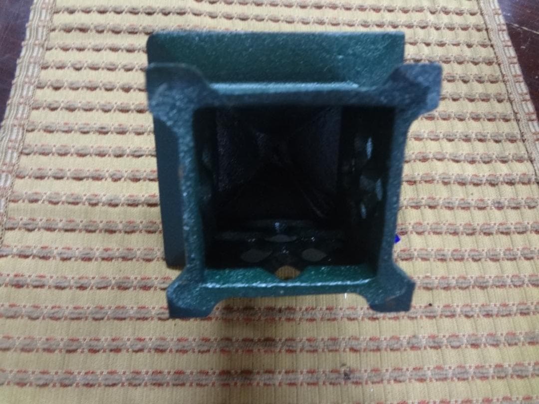 あずまや風鈴・ 吊灯籠 大・南部鉄器　　　新品未使用品・箱入り