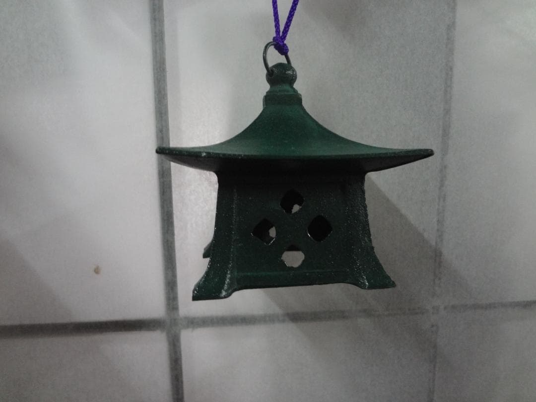 あずまや風鈴・ 吊灯籠 大・南部鉄器　　　新品未使用品・箱入り
