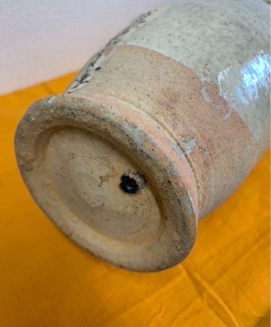 中国南宋越州窯影青貼塑人物紋魂瓶