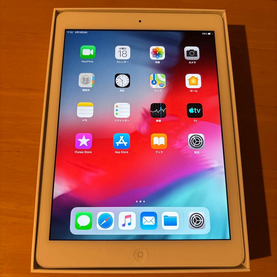 Apple iPad Air 本体　Wi-Fiモデル　16GB