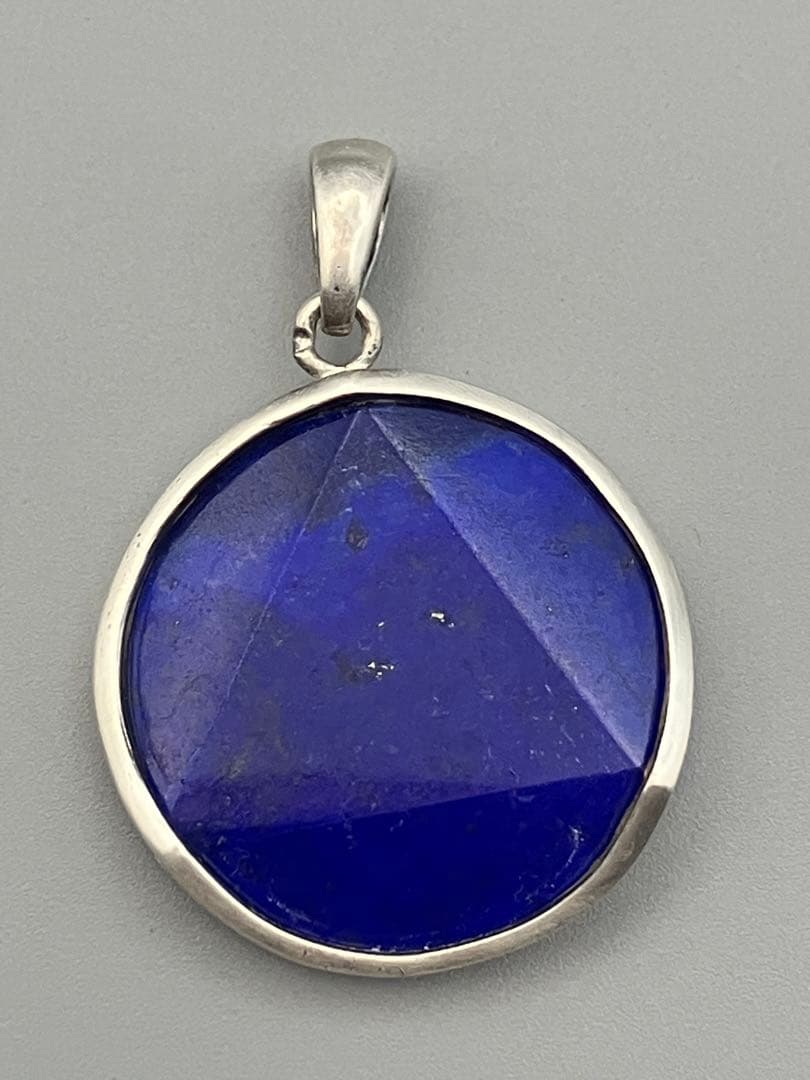 ラピスラズリ 巨大　天然石　ペンダント　ネックレストップ