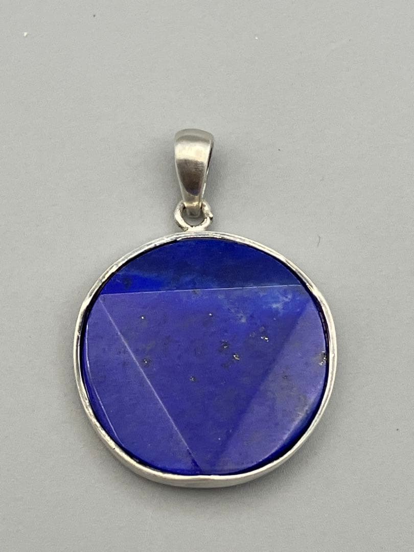 ラピスラズリ 巨大　天然石　ペンダント　ネックレストップ