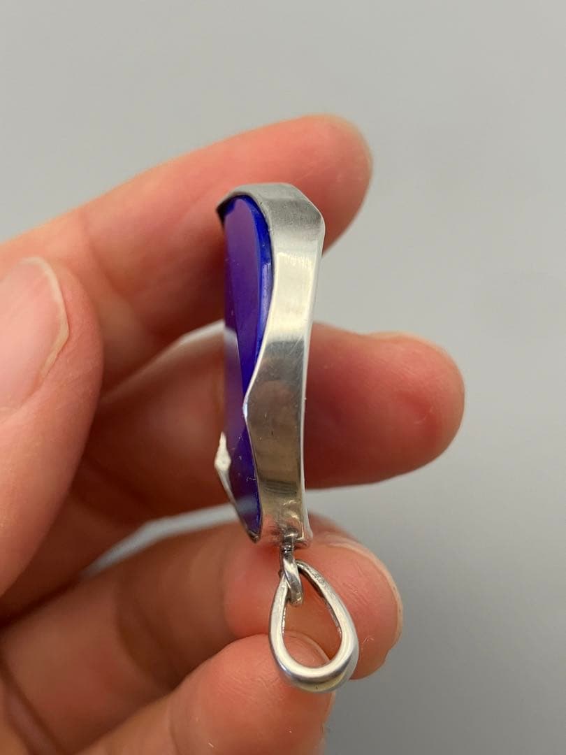 ラピスラズリ 巨大　天然石　ペンダント　ネックレストップ