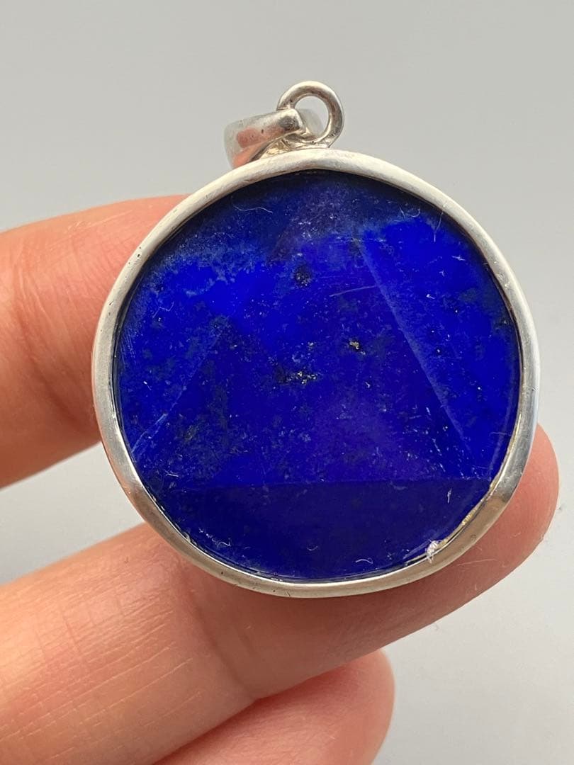 ラピスラズリ 巨大　天然石　ペンダント　ネックレストップ