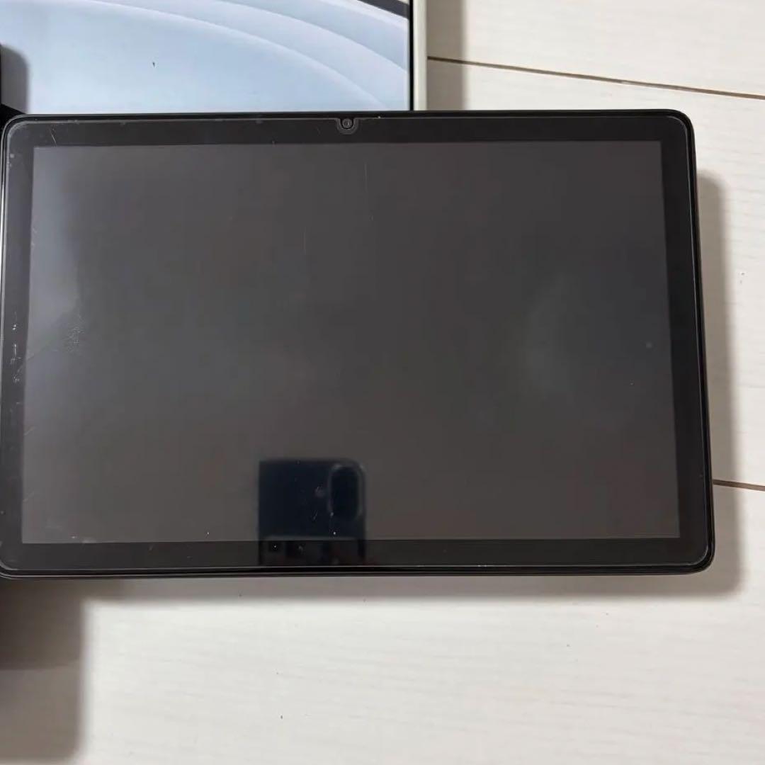 LUCA Tablet TE10D1M64-KV1H　本体 ケースカバー付き