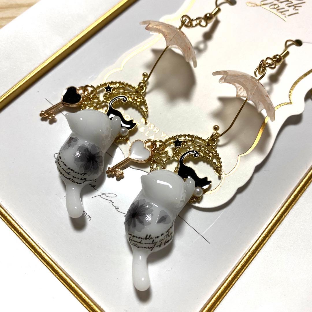 ☆モノトーン猫ちゃんピアス☆③