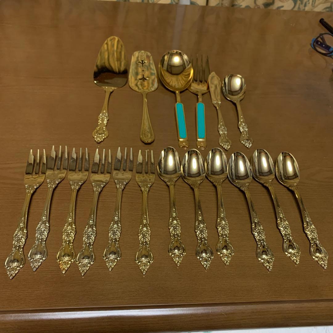 ゴールド　フォーク、スプーン、ケーキサーバー等18点