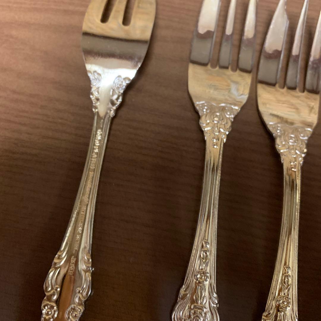 ゴールド　フォーク、スプーン、ケーキサーバー等18点