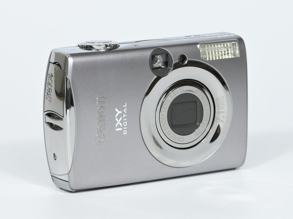 【美品】 キヤノン　Canon IXY DIGITAL 900 IS