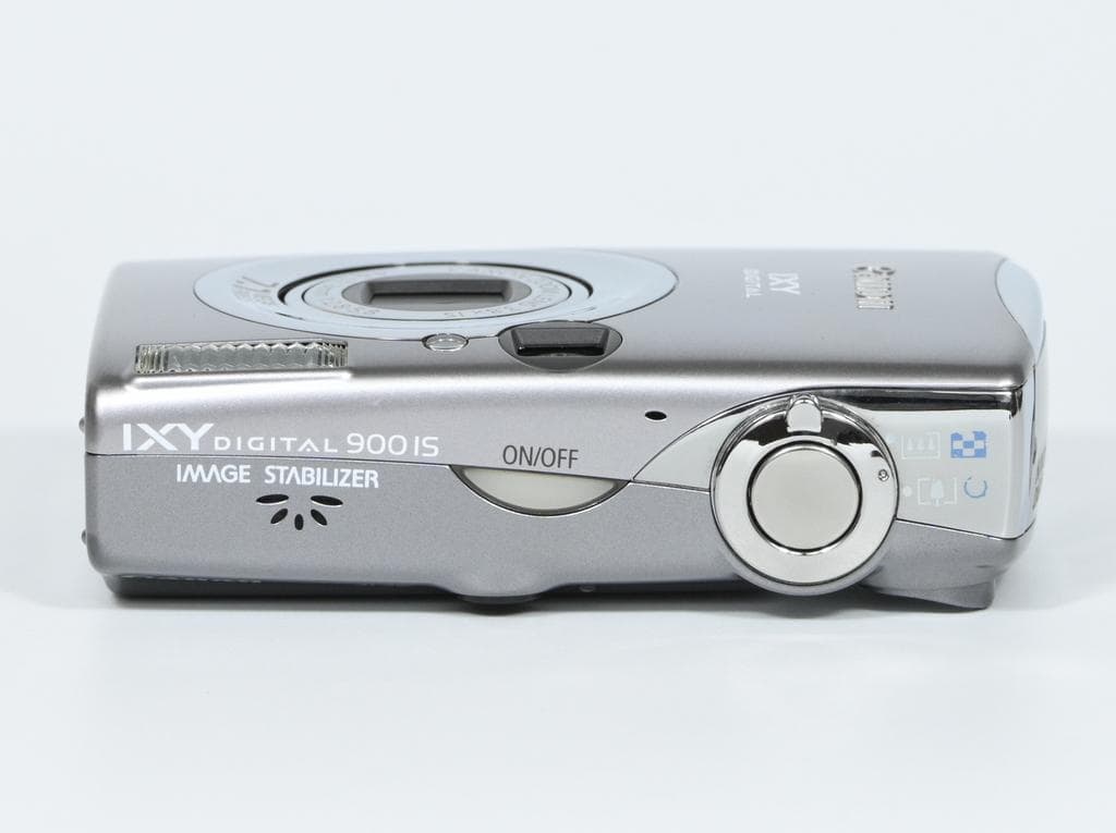 【美品】 キヤノン　Canon IXY DIGITAL 900 IS