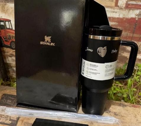 新品 Stanley1913 x JENNIE ジェニー タンブラー