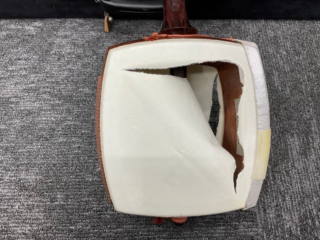 三味線 本体＋ハードケース付き 【ジャンク品】