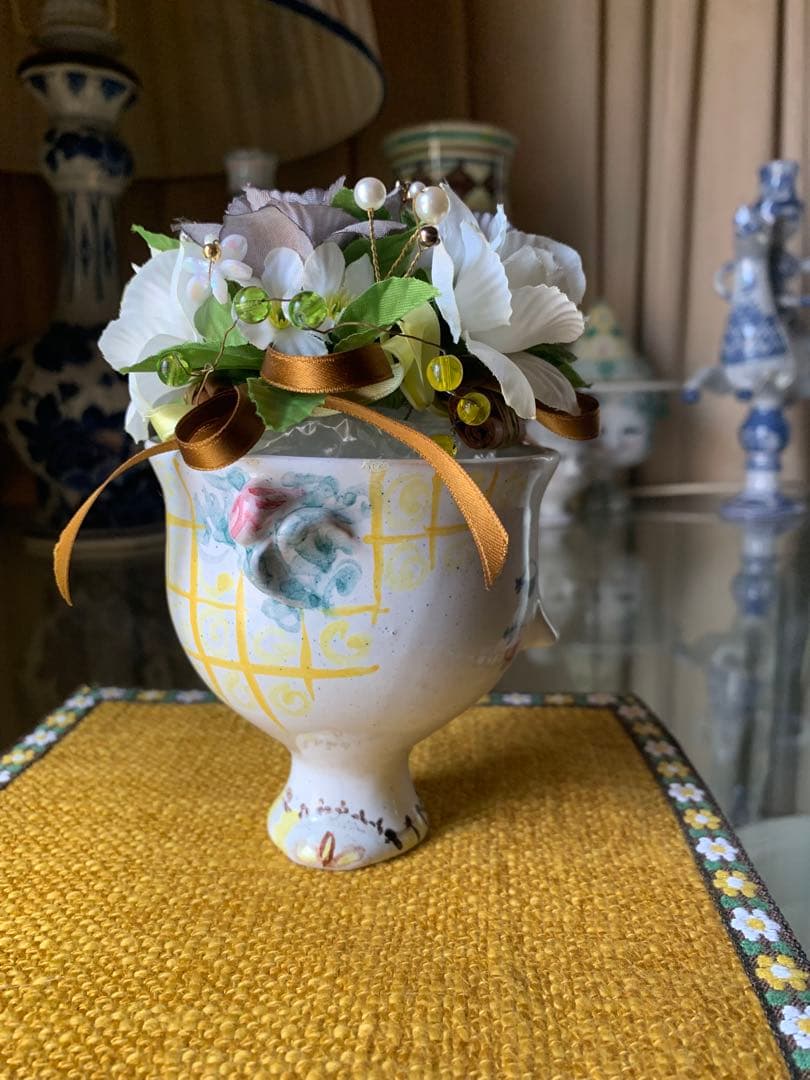 ビヨンヴィンブラッド　1953年スタジオ手書き一点物の作品カップ型女の子修復有り