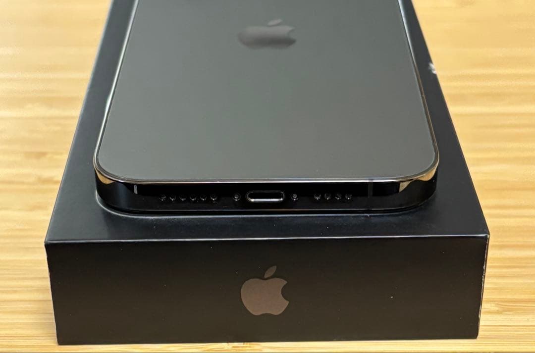 【美品】iPhone 13 Pro Max 256GB 新品バッテリー　本体
