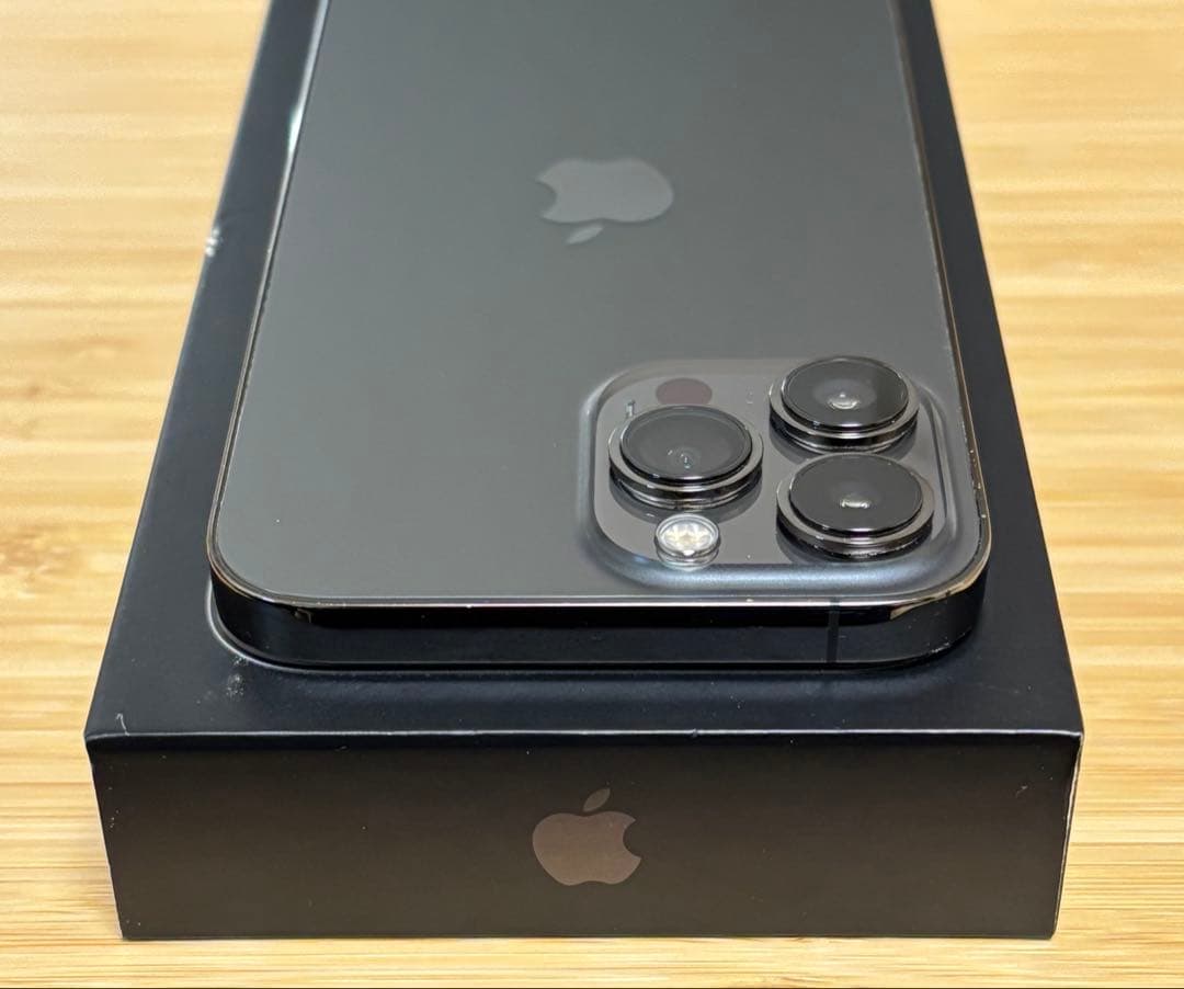 【美品】iPhone 13 Pro Max 256GB 新品バッテリー　本体