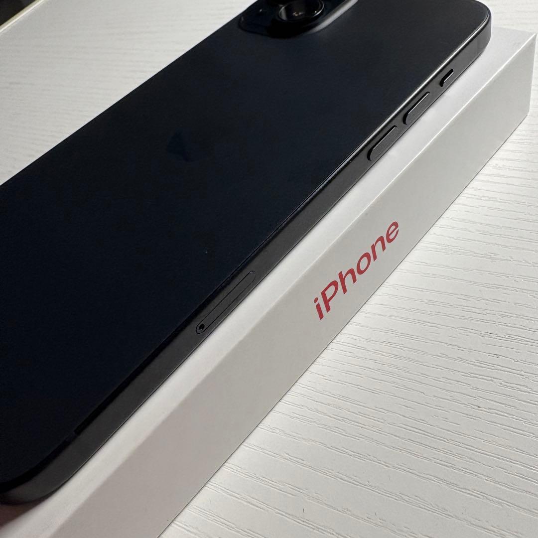 iPhone15 Plus 128GB ブラック SIMフリー 美品