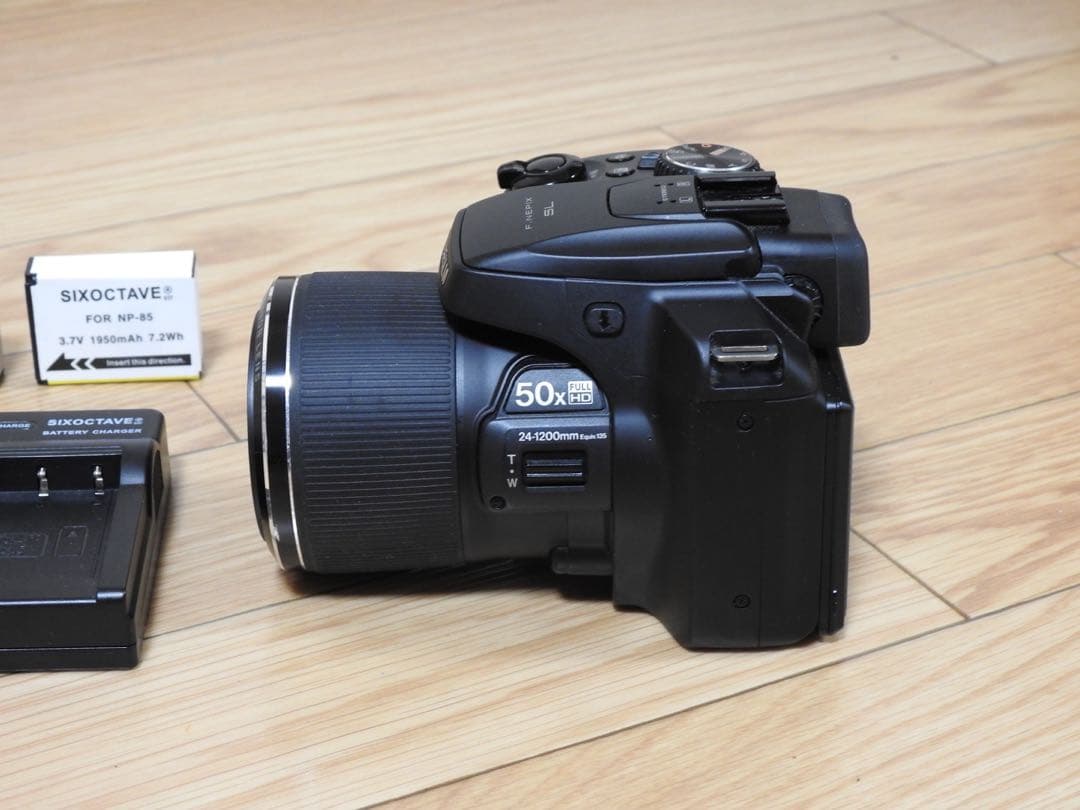 Fujifilm デジタルカメラ finepix SL1000