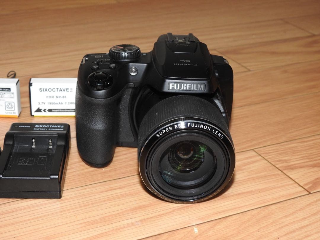 Fujifilm デジタルカメラ finepix SL1000