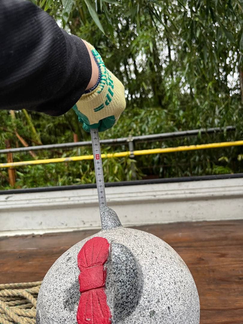 中古品　石像　キティーちゃん　置物　オブジェ　御影石