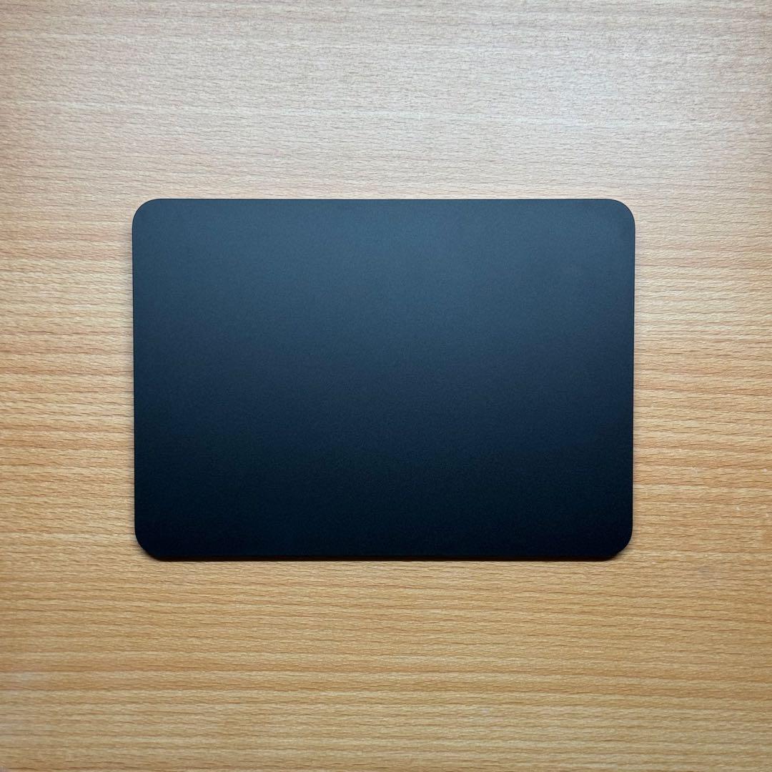 Magic Trackpad (USB-C)ブラック 本体