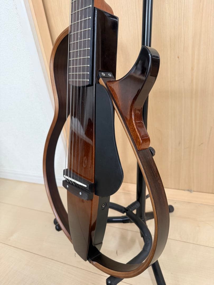 美品　ヤマハ　YAMAHA サイレントギター　SLG200S アコースティック