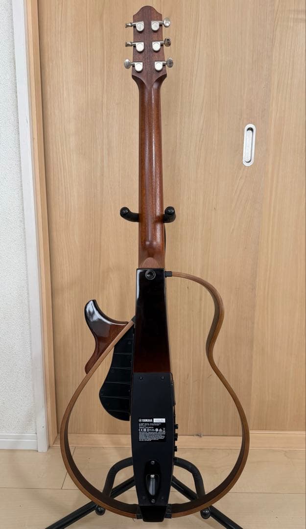 美品　ヤマハ　YAMAHA サイレントギター　SLG200S アコースティック
