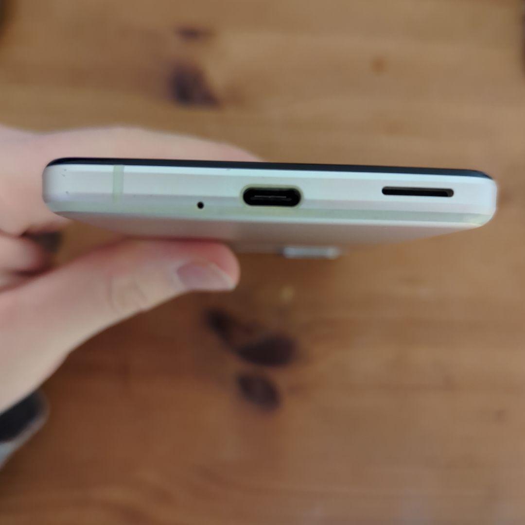 AQUOS sense4 basic 64GB ライトカッパー 本体