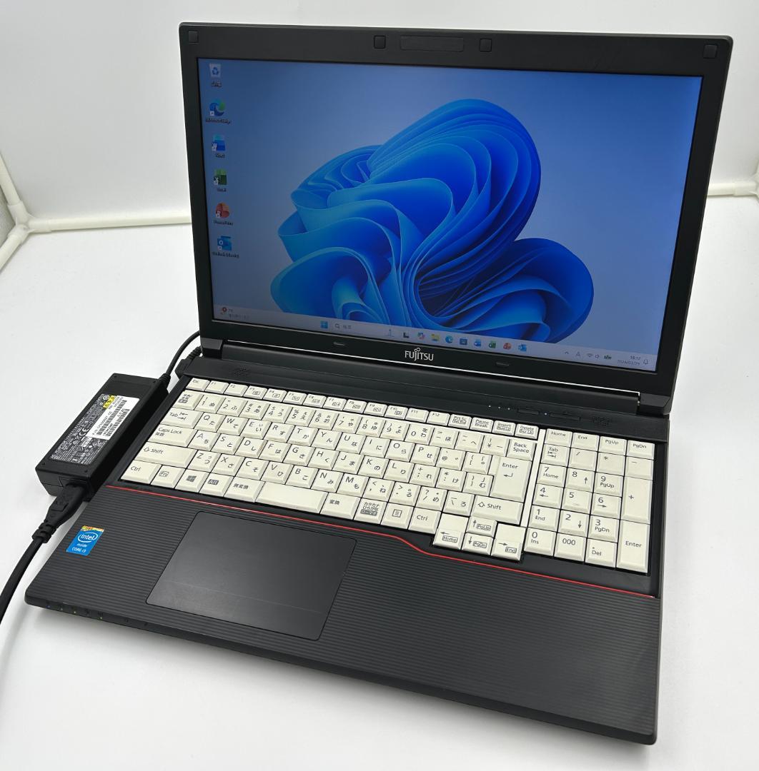 ノートパソコン windows11 オフィス付き core i3 A574/H